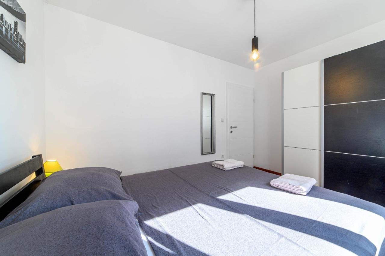 Apartment Seaside Zaboric Esterno foto