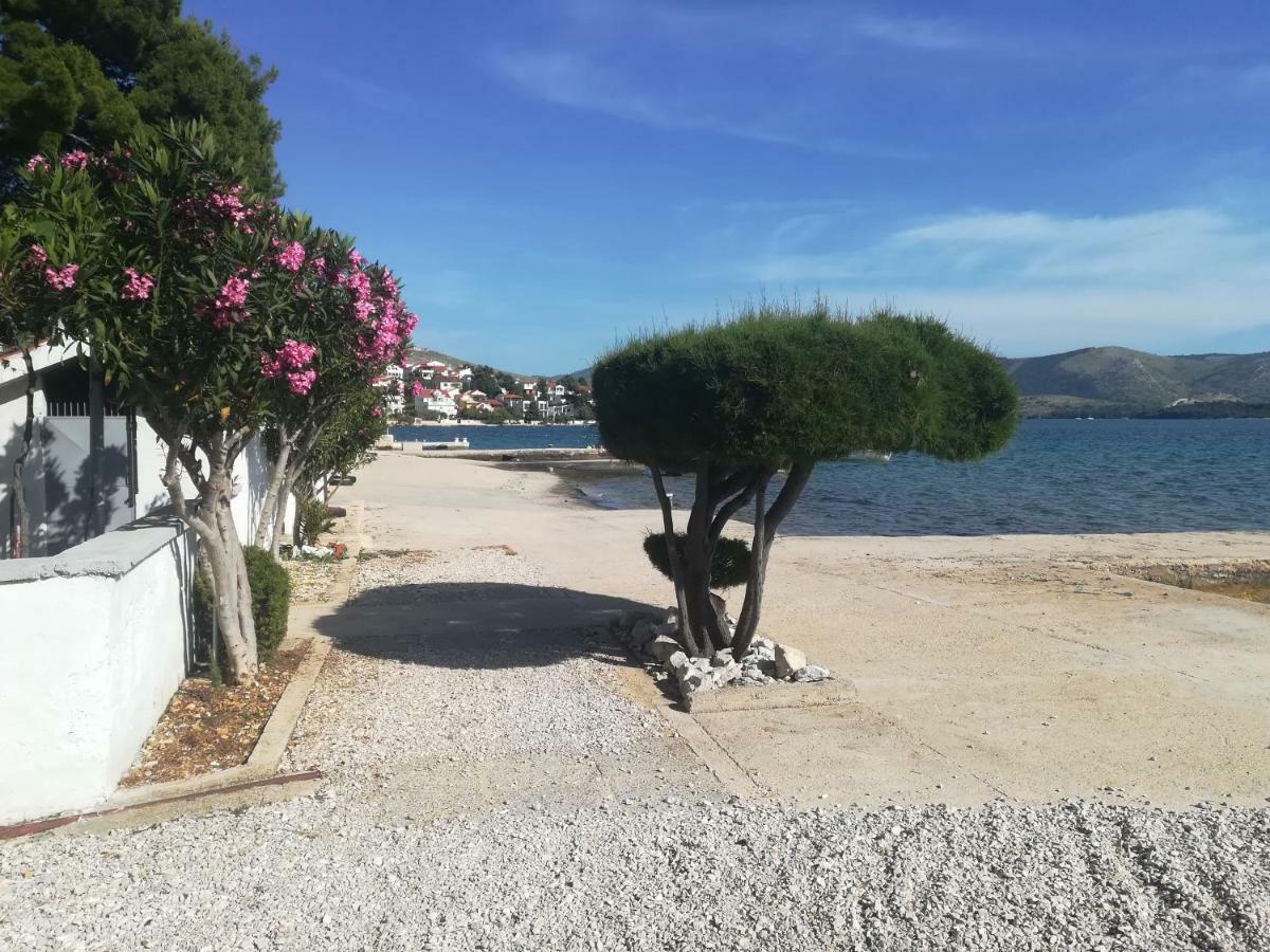 Apartment Seaside Zaboric Esterno foto