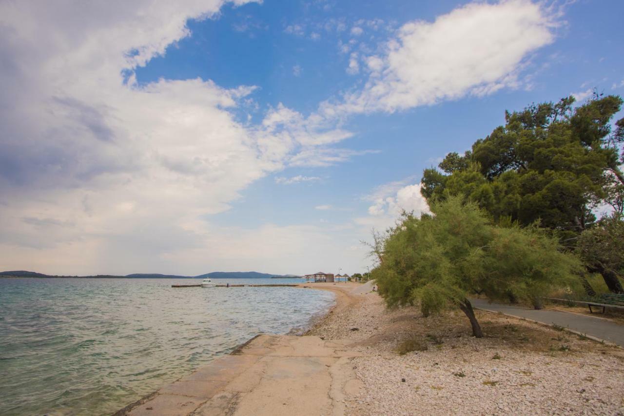Apartment Seaside Zaboric Esterno foto